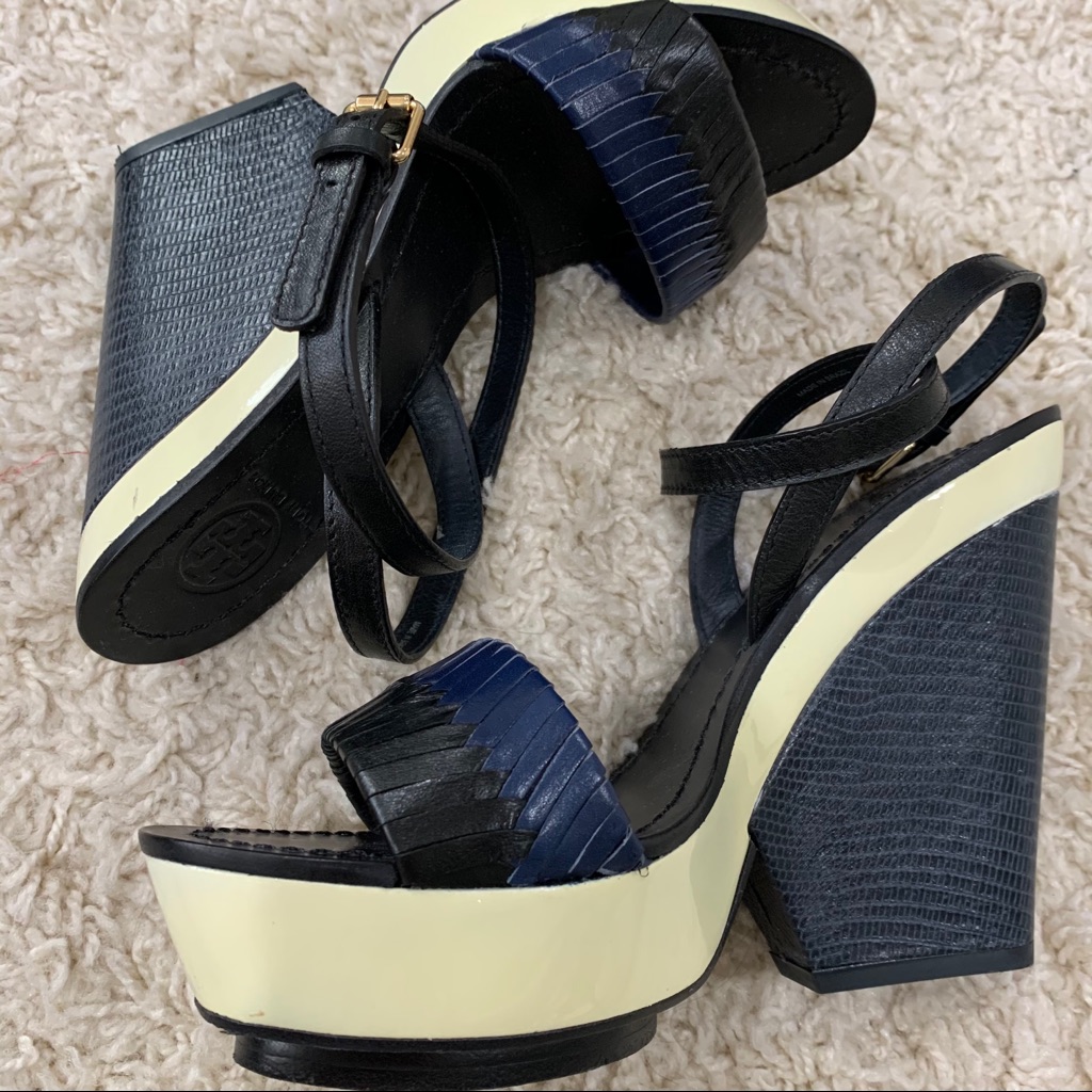 Navy & Black & While